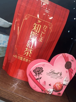 とも